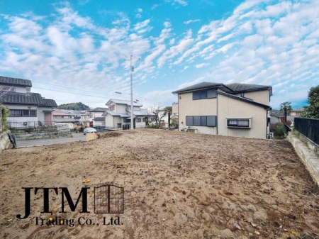 ���̑����n ���ӊ����ꏏ�ɂ��ē��������܂���
�ʐ^�Ō���̂Ǝ��ی���̂Ƃł͕��͋C���ς��܂���
���C�y�ɂ��A������������