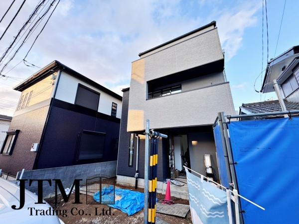 �L�b�`�� ���ӊ����ꏏ�ɂ��ē��������܂���
�ʐ^�Ō���̂Ǝ��ی���̂Ƃł͕��͋C���ς��܂���
���C�y�ɂ��A������������
