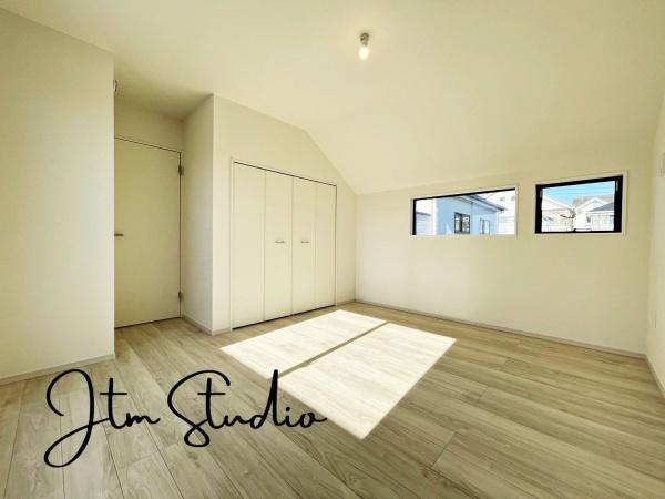 �q������ �Ƒ��c���̎��Ԃ��y���񂾌�ɂ̓v���C�x�[�g�ȋ�ԂŎ������𖞋i���Ă��������􎩕��̕����̃C���e���A�͂ǂ�ȃC���e���A�ɂ������ł�����