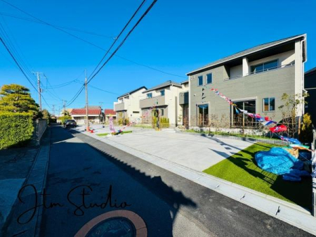 �O�ʓ��H�܂ތ��n�ʐ^ �u���̔N���ŏZ��[�����g�߂�̂��S�z�v
�u���Ȏ������Ȃ����ǏZ��[���g�߂�H�v
�Z��[���ɐ��ʂ����X�^�b�t�����q�l�̃}�C�z�[���w�����T�|�[�g�������܂���
���C�y�ɂ��⍇���������B