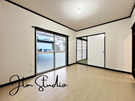 ���r���O �L���ɉ����A�����炽���Ղ��������̂ŁA��������邭�ċC�����̂������r���O�Ɏd�オ��܂��B��Ԃɗ]�T�����邾���łȂ��A�����́h���h�������Ă���܂��B�����̎��Ԃ���������ґ�ɂȂ�܂����