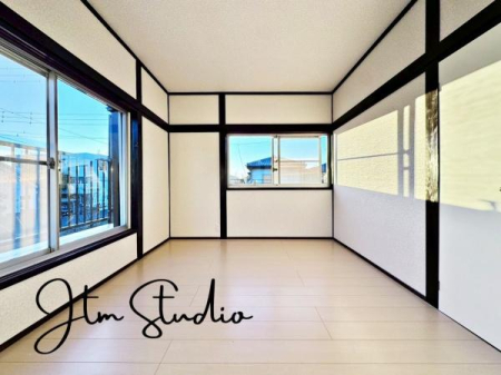 �m�� 2�ʍ̌����m�ۂ������邢�����́A���ʂ����ǂ��A��ϋ��S�n�̗ǂ���Ԃł��B
�傫�ȑ�����̌����ӂ�閾�邢��ԁA���S�n�ǂ��A������芰����e���̋�Ԃł���