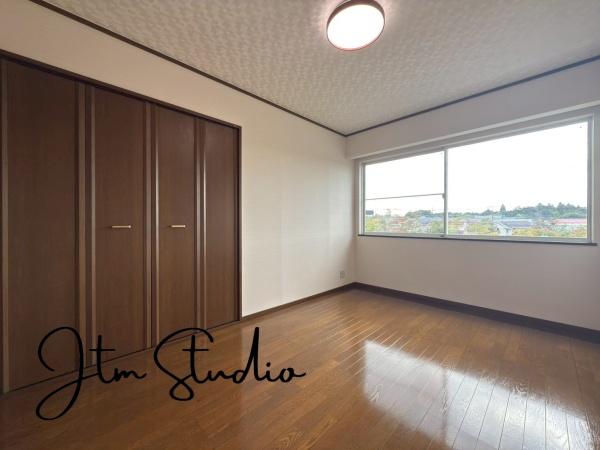 �Q�� ���[����������Ɗm�ۂ���Ă���̂ŁA�������S�̂��L�����g�����������܂���
�����̕����ŉ߂������Ԃ��[�����܂���
