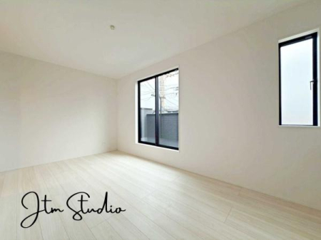 �Q�� ���邢���R�������鋏����ǂ�ȃC���e���A�ɂ���̂��l����̂��y�����ł��ˁ��傫�ȑ�����̌����ӂ�閾�邢��ԁA���S�n�ǂ��A������芰����e���̋�Ԃł���