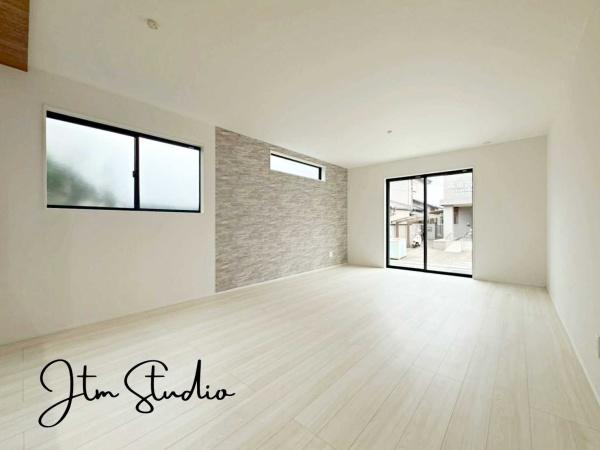 ���r���O �L���ɉ����A�����炽���Ղ��������̂ŁA��������邭�ċC�����̂������r���O�Ɏd�オ��܂��B��Ԃɗ]�T�����邾���łȂ��A�����́h���h�������Ă���܂��B�����̎��Ԃ���������ґ�ɂȂ�܂����