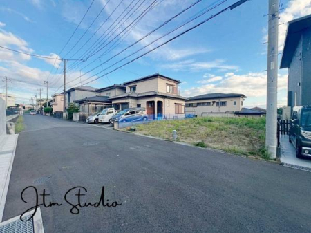 前面道路含む現地写真 住宅ローンでお困りの方はこちら→【0120-061-069】 無料相談窓口にお問い合わせください♪
住宅ローンの事なら当社へ♪
https://www.jtmsyouji.com/loan/