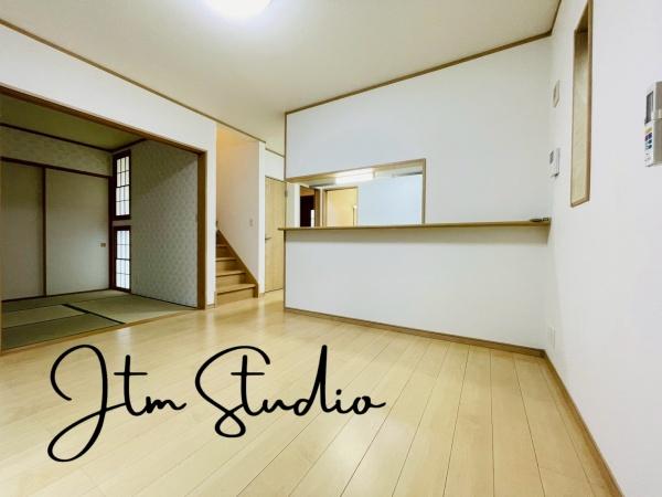 ���r���O �����ɂ݂͂�Ȃ��W���A�H���Ɗy������b���n�܂�B�b�ɖ����ɂȂ肷���āA��������Y��锼�߂��ɂȂ��Ă��܂��B����ȑ��̊Ԃ̍K�������������Ă����ꏊ�ł��肽����