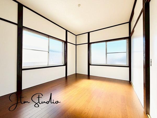 �m�� 2�ʍ̌����m�ۂ������邢�����́A���ʂ����ǂ��A��ϋ��S�n�̗ǂ���Ԃł��B
�傫�ȑ�����̌����ӂ�閾�邢��ԁA���S�n�ǂ��A������芰����e���̋�Ԃł���