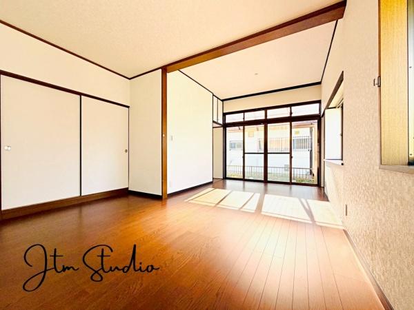 ���r���O �L���ɉ����A�����炽���Ղ��������̂ŁA��������邭�ċC�����̂������r���O�Ɏd�オ��܂��B��Ԃɗ]�T�����邾���łȂ��A�����́h���h�������Ă���܂��B�����̎��Ԃ���������ґ�ɂȂ�܂����