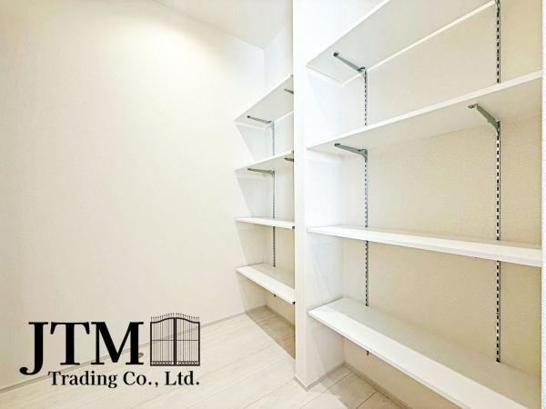 ���[ �L�b�`������̕����p���g���[�Ɏ��[���邱�ƂŁA�L�b�`������������L�X�g���܂����H���i��H��A�������A�Ɠd�A���p���~�i�A�|���p��ȂǁA�����ɕK�v�Ȃ��̂��܂Ƃ߂Ď��[�ł��ĂƂ��Ă��֗��ł���