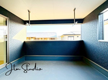 �o���R�j�[ ������������Z��X�ł������͂ɂ͍����������Ȃ��A�󂪍L���J����������A�z�������傫���Ղ��邱�Ƃ�����܂���I�C�����̗ǂ������ʂ蔲����X���݂ł���