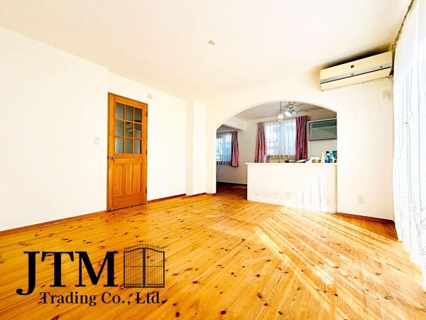 ���r���O �L���ɉ����A�����炽���Ղ��������̂ŁA��������邭�ċC�����̂������r���O�Ɏd�オ��܂��B��Ԃɗ]�T�����邾���łȂ��A�����́h���h�������Ă���܂��B�����̎��Ԃ���������ґ�ɂȂ�܂����