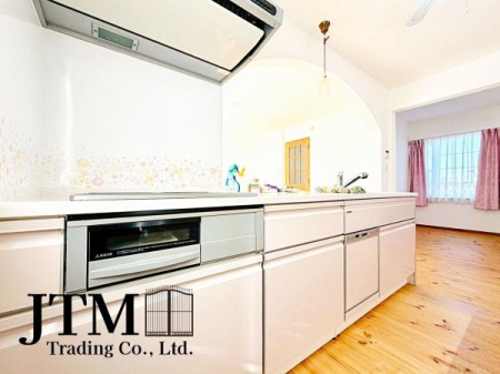 �L�b�`�� ��ƃX�y�[�X��傫���Ƃ����L�b�`�����v�w������ăL�b�`���ɗ����Ă����������₷����Ƃ肠��L���I�H��ނ���������ƕЕt�����[�͂����҂ł��܂���