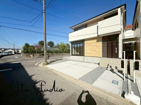 ���ԏ� �J�[�X�y�[�X����������m�ہ�Z�J���h�J�[�₨�F�B���ĂԂƂ��ɕ֗��Ȃ̂ŎԍD���̃p�p�ɂ��}�}�ɂ��������ł��ˁ�