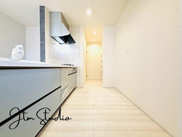 �L�b�`�� ��ƃX�y�[�X��傫���Ƃ����L�b�`�����v�w������ăL�b�`���ɗ����Ă����������₷����Ƃ肠��L���I�H��ނ���������ƕЕt�����[�͂����҂ł��܂���