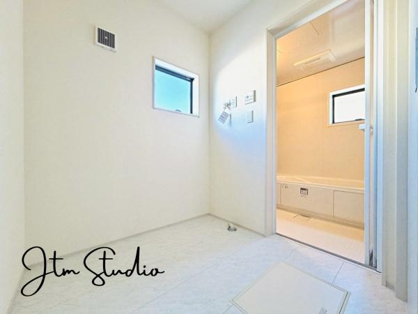 ���ʑ�E���ʏ� �E�ߎ��Ɛ��ʃR�[�i�[�𕪗��I�������ł����ʑ䂪�g����̂ŁA���̖Z�������Ԃł��g�x�x�������X���[�Y�ł���
�E�ߎ��͏��������Ŋ��C���ł��ĉq���I��