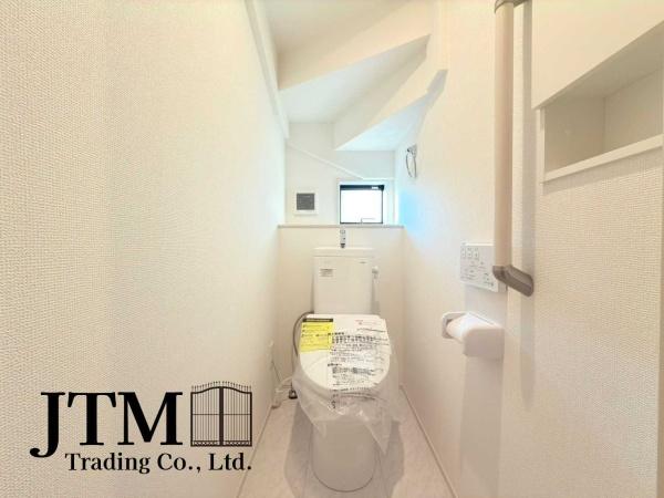 �g�C�� �y�{�H��z
����􂢂�1�K��2�K��2���������q���ɂ��ʁX�Ɏg�p�ł��܂��ˁ�Ƒ��Ńo�^�o�^�������Ȓ����֗��ł���
��������̎ʐ^�͎{�H��ɂȂ�܂��B���ۂ̎d�l�Ƃ͈قȂ�ꍇ���������܂��B
