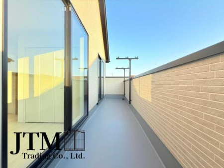 �o���R�j�[ �y�{�H��z
�J��������L�߂̃o���R�j�[�́A�h�����ЂƂ̃��r���O�h�Ƃ��āA��炵�̕��������ƍL���Ă�����ґ�ȃX�y�[�X�ł�����������̎ʐ^�͎{�H��ɂȂ�܂��B���ۂ̎d�l�Ƃ͈قȂ�ꍇ���������܂�