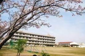 ���ӊ� �y���w�Z�z�؍X�Îs���⍪�����w�Z�F659m