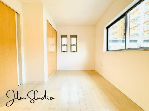 �q������ �Ƒ��c���̎��Ԃ��y���񂾌�ɂ̓v���C�x�[�g�ȋ�ԂŎ������𖞋i���Ă��������􎩕��̕����̃C���e���A�͂ǂ�ȃC���e���A�ɂ������ł�����