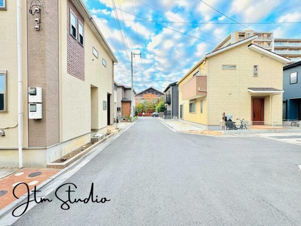 �O�ʓ��H�܂ތ��n�ʐ^ �u���̔N���ŏZ��[�����g�߂�̂��S�z�v
�u���Ȏ������Ȃ����ǏZ��[���g�߂�H�v
�Z��[���ɐ��ʂ����X�^�b�t�����q�l�̃}�C�z�[���w�����T�|�[�g�������܂���
���C�y�ɂ��⍇���������B