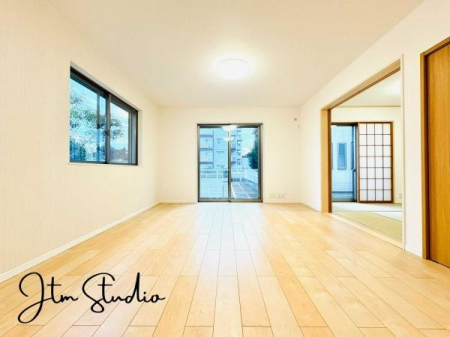 ���r���O �L���ɉ����A�����炽���Ղ��������̂ŁA��������邭�ċC�����̂������r���O�Ɏd�オ��܂��B��Ԃɗ]�T�����邾���łȂ��A�����́h���h�������Ă���܂��B�����̎��Ԃ���������ґ�ɂȂ�܂����