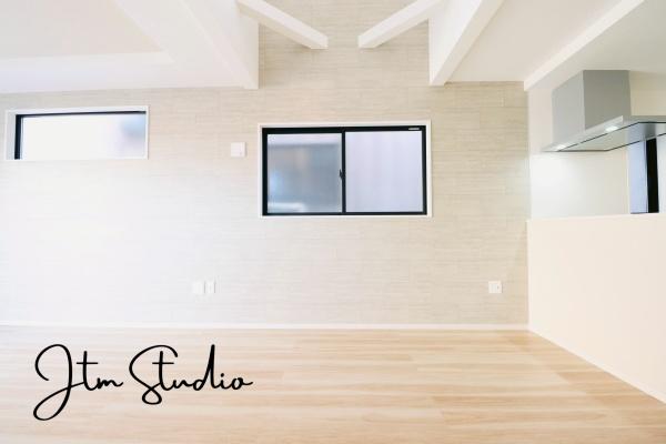 ���r���O �����ɂ݂͂�Ȃ��W���A�H���Ɗy������b���n�܂�B�b�ɖ����ɂȂ肷���āA��������Y��锼�߂��ɂȂ��Ă��܂��B����ȑ��̊Ԃ̍K�������������Ă����ꏊ�ł��肽����