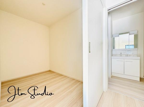 ���[ ��e�ʂ̃t�@�~���[�N���[�N�t����
���͎g��Ȃ��G�߂̕�����Օi�A���p�̔��~�A�|���p��ȂǁA�����ɕK�v�Ȃ��̂����ł����[�ł��܂���