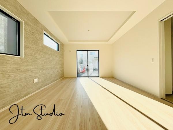 ���r���O �L���ɉ����A�����炽���Ղ��������̂ŁA��������邭�ċC�����̂������r���O�Ɏd�オ��܂��B��Ԃɗ]�T�����邾���łȂ��A�����́h���h�������Ă���܂��B�����̎��Ԃ���������ґ�ɂȂ�܂����