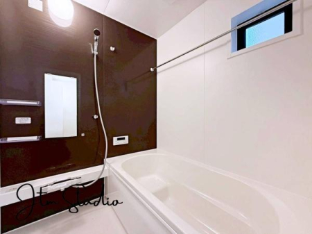 ���� �y�{�H��z
1���̔������S�g��������Ƃ��ł���Z�܂��̒��̃����N�[�[�V������ԁI����Y���قǂ̂�т�ł����ԂɁ�
��������̎ʐ^�͎{�H��ɂȂ�܂��B���ۂ̎d�l�Ƃ͈قȂ�ꍇ���������܂�