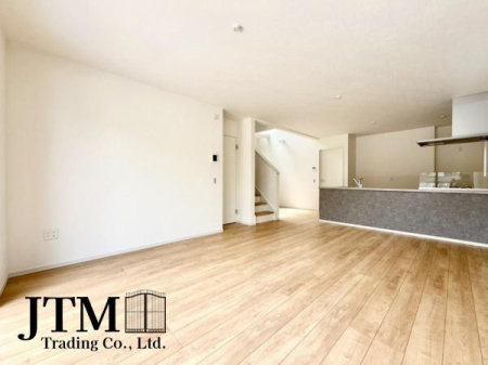 ���r���O �����ɂ݂͂�Ȃ��W���A�H���Ɗy������b���n�܂�B�b�ɖ����ɂȂ肷���āA��������Y��锼�߂��ɂȂ��Ă��܂��B����ȑ��̊Ԃ̍K�������������Ă����ꏊ�ł��肽����