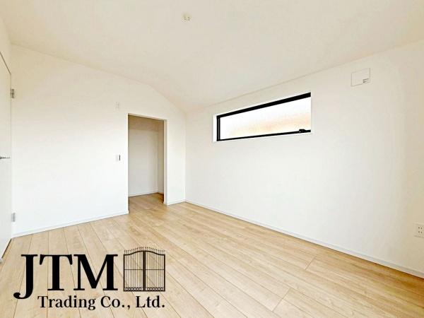 �Q�� ���[����������Ɗm�ۂ���Ă���̂ŁA�������S�̂��L�����g�����������܂���
�����̕����ŉ߂������Ԃ��[�����܂���
