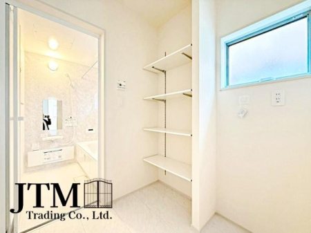 ���ʑ�E���ʏ� �E�ߎ��Ɛ��ʃR�[�i�[�𕪗��I�������ł����ʑ䂪�g����̂ŁA���̖Z�������Ԃł��g�x�x�������X���[�Y�ł���
�E�ߎ��͏��������Ŋ��C���ł��ĉq���I��