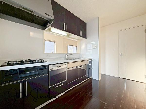 �L�b�`�� �����g���L�b�`�����Y��Ő����Ȃ炨���������̂��y�����Ȃ�܂���ˁ�@�\���ƃf�U�C���������˔������������L�X�L�b�`���ł���