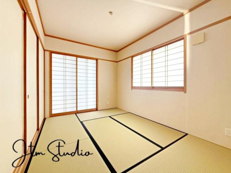 �a�� �^�^�~�̍��肪���炬��^����A�����b�N�X��ԁ������傫���J�����̂���a���ƂȂ��Ă���܂������{�l�̐S������u�a�v�̋�ԁB�䑐�̍���Y����Ԃ͖����̂ЂƎ������o���Ă���܂��I