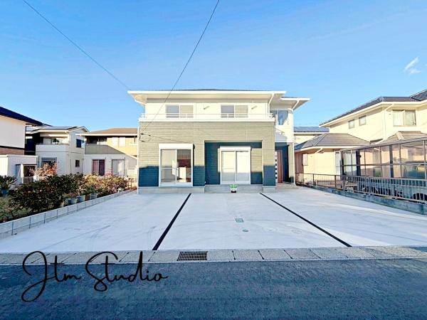 ���ԏ� �J�[�X�y�[�X����������m�ہ�Z�J���h�J�[�₨�F�B���ĂԂƂ��ɕ֗��Ȃ̂ŎԍD���̃p�p�ɂ��}�}�ɂ��������ł��ˁ�