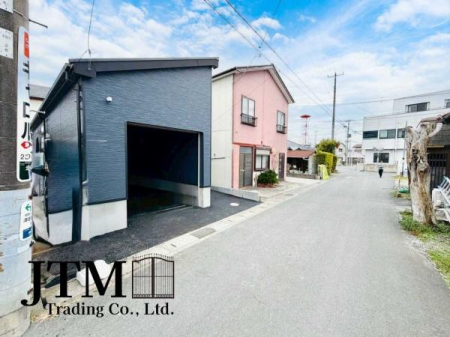 �O�ʓ��H�܂ތ��n�ʐ^ �u���̔N���ŏZ��[�����g�߂�̂��S�z�v
�u���Ȏ������Ȃ����ǏZ��[���g�߂�H�v
�Z��[���ɐ��ʂ����X�^�b�t�����q�l�̃}�C�z�[���w�����T�|�[�g�������܂���
���C�y�ɂ��⍇���������B