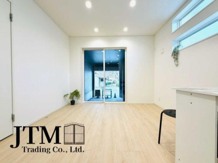 ���r���O �����ɂ݂͂�Ȃ��W���A�H���Ɗy������b���n�܂�B�b�ɖ����ɂȂ肷���āA��������Y��锼�߂��ɂȂ��Ă��܂��B����ȑ��̊Ԃ̍K�������������Ă����ꏊ�ł��肽����