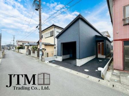 �O�ʓ��H�܂ތ��n�ʐ^ ������������Z��X�ł������͂ɂ͍����������Ȃ��A�󂪍L���J����������A�z�������傫���Ղ��邱�Ƃ�����܂���I�C�����̗ǂ������ʂ蔲����X���݂ł���