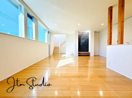 ���r���O ���r���O���L���Ƃ͂����ƁA�Ƒ����W�܂�c�R�����܂��ƂƂȂ�܂����Ƒ��̏Ί炪�z���ł���Ƃ����Ј�x������������