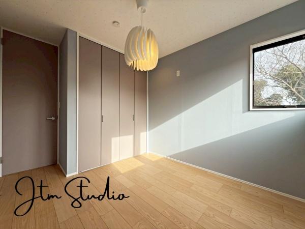 �m�� �����̔�������A�V����1�����}���鋏���B���C�ɓ���̃C���e���A�Ɉ͂܂ꂽ�f�G�ȋ�Ԃɍ��グ�鎖�ŁA�^�Ƀ����b�N�X�ł��鎞�Ԃ��߂������Ƃ��o�������ł��B