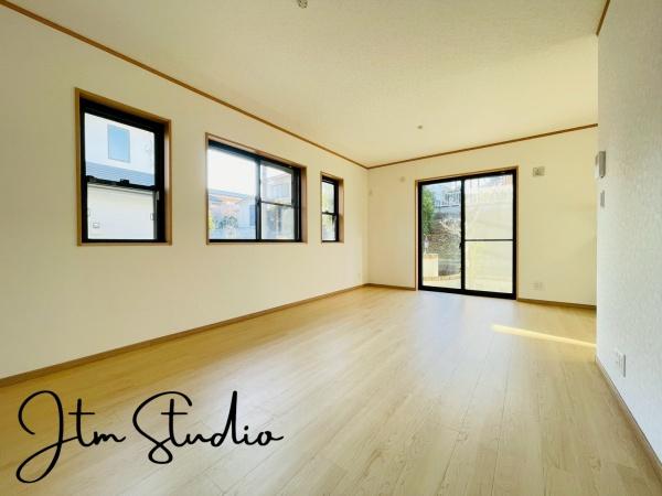 ���r���O ��؂ȉƑ����W�܂邩�炱��LDK�ɂ͂�����肽���I�Ƌ�̃��C�A�E�g���V�����X�^�[�g�̊y���݂̈�ł��ˁ�
