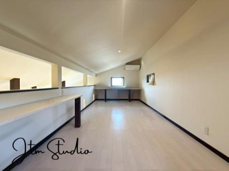 ���[ �G�߉Ɠd��v���o�̕i�A�����΂�ו�����������Еt�����������[�t���B�Ƒ��݂�Ȃ̕��i�g��Ȃ��������ɂ��܂��āA���Z��Ԃ͂����L�X�ł���
��CG�������s���Ă��邽�߁A����ƈقȂ�ꍇ���������܂��B