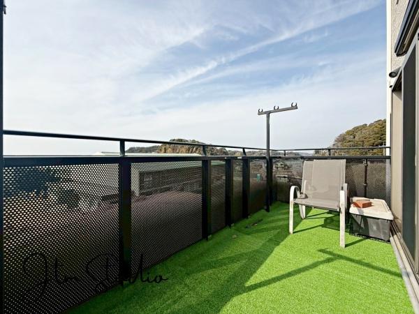 �o���R�j�[ �������������͋C�̏Z��X�ł������͂ɂ͍������������Ȃ��󂪍L���������J���������Ղ聝�z�����肪�Ղ���S�z���Ȃ��A�����ʂ��Ė��邭���K�ɉ߂����܂��B�C�����̗ǂ���������������S�n�悢�X���݂ł���