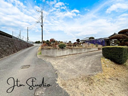 �O�ʓ��H�܂ތ��n�ʐ^ ���ЂŏZ��[���f��ꂽ���E�ߋ��ɐR�����ʂ�Ȃ������E���݁A�Ԃ�J�[�h���[��������E���Ȏ���������Ȃ��E�E�E�Ƃ��Y�݂̕��B���߂��P�x�����k����������Z��[���ɐ��ʂ����X�^�b�t���T�|�[�g�������܂���