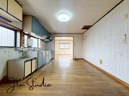 ���r���O �_�C�j���O�e�[�u���E�\�t�@�[�Z�b�g�E�s�u�{�[�h������Ƃ�������Ĕz�u�ł���L���ł��B�Ƌ�̃��C�A�E�g���V�����X�^�[�g�̊y���݂̈�ł��ˁ�