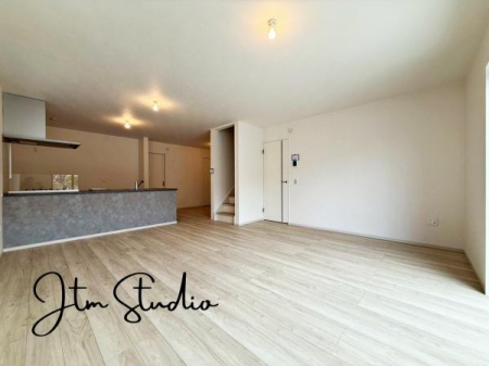 ���r���O �_�C�j���O�e�[�u���E�\�t�@�[�Z�b�g�E�s�u�{�[�h������Ƃ�������Ĕz�u�ł���L���ł��B�Ƌ�̃��C�A�E�g���V�����X�^�[�g�̊y���݂̈�ł��ˁ�