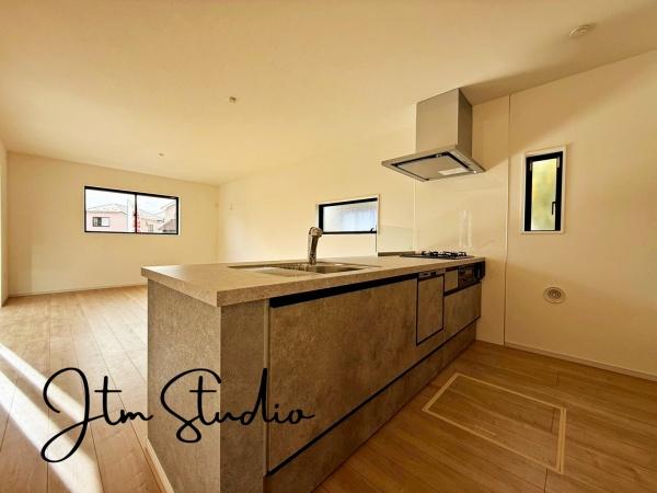 �L�b�`�� ����u�Ǝ������A�b�v�ɂ͕K�{�v�ƌ�����H��킪�W���������Z�������ł����Z�ł��A���q���܂Ɖ߂������Ԃ𑝂₵�������ƒ�ɂƂ��āA�����������������ł��B�����̉Ǝ��������ƃ��N�ɉ��K�ɃT�|�[�g���܂��I