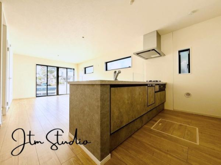 �L�b�`�� ����u�Ǝ������A�b�v�ɂ͕K�{�v�ƌ�����H��킪�W���������Z�������ł����Z�ł��A���q���܂Ɖ߂������Ԃ𑝂₵�������ƒ�ɂƂ��āA�����������������ł��B�����̉Ǝ��������ƃ��N�ɉ��K�ɃT�|�[�g���܂��I