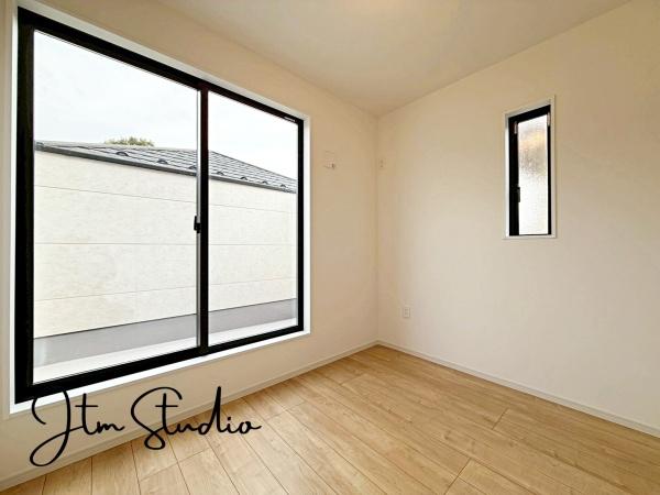 �q������ ���邢���R��������m����ǂ�ȃC���e���A�ɂ���̂��l����̂��y�����ł��ˁ��傫�ȑ�����̌����ӂ�閾�邢��ԁA���S�n�ǂ��A������芰����e���̋�Ԃł���